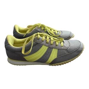 Old Navy Active Shoes Neon Yellow Grey Size 8
